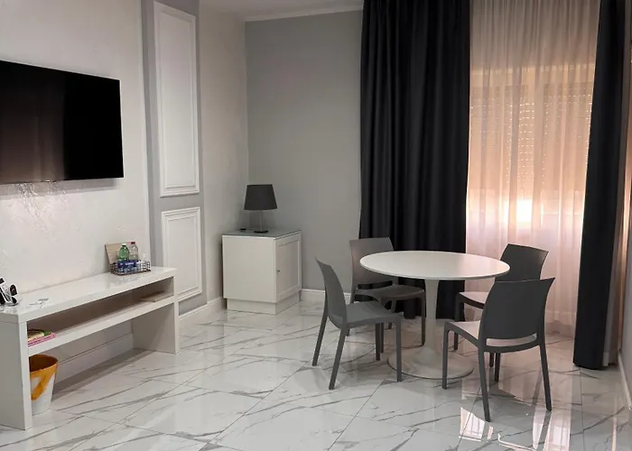 Lady Mary's Luxury Bed & Breakfast