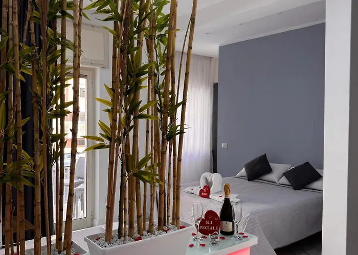 Lady Mary's Luxury Napoli